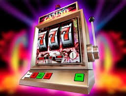 Pengguna Indonesia memainkan slot online 88i di smartphone dengan mudah